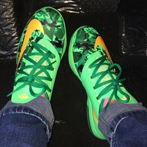 Easter KD6